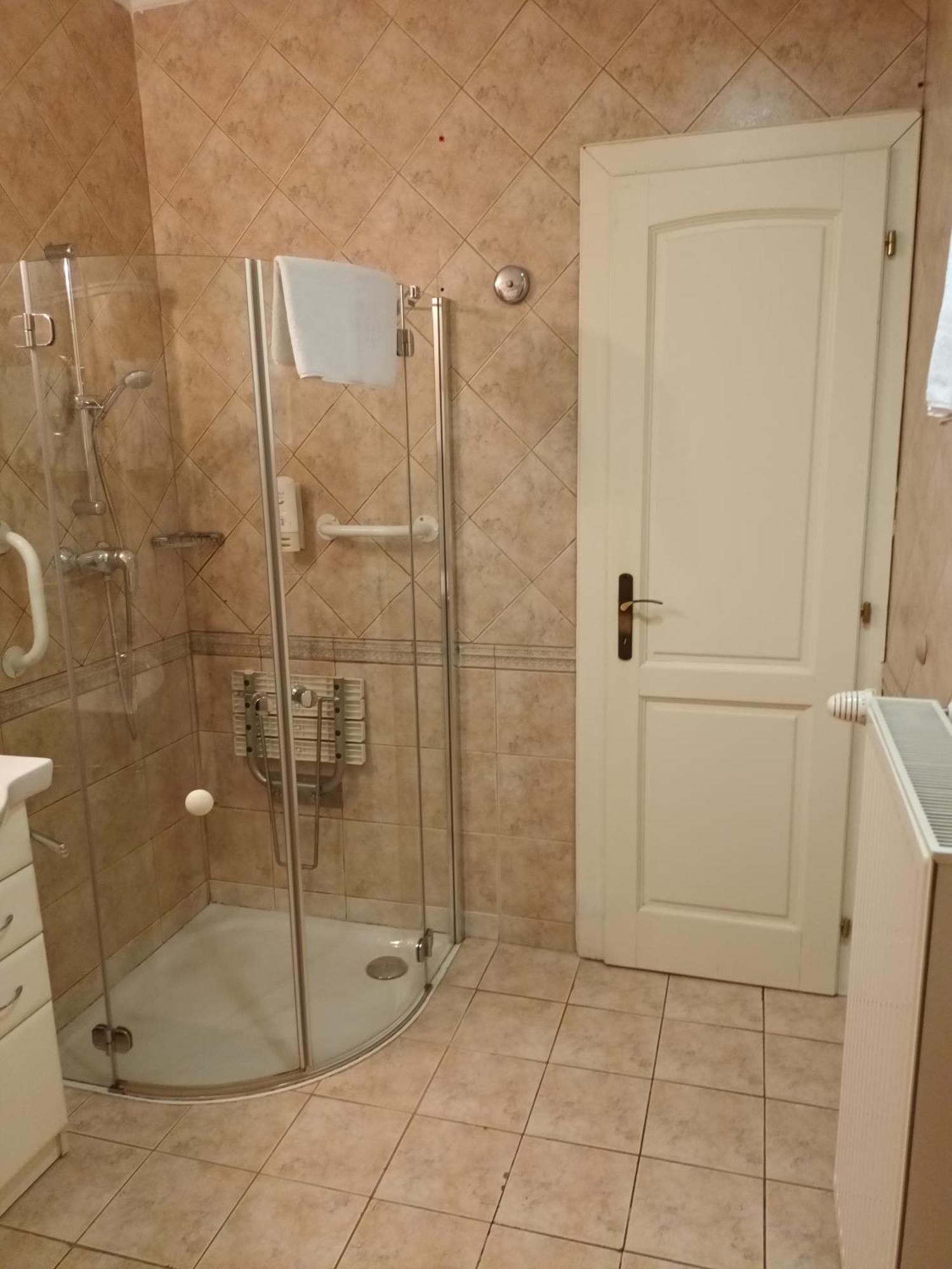 Bed and Breakfast Patria Panzio Eger Exterior foto